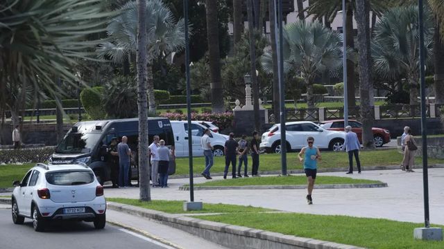 Dos coches para la Policía Local de La Oliva