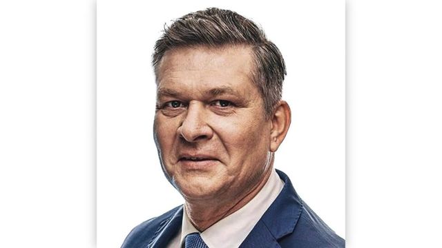 Poslanec Motoristů Beran se vzdal mandátu