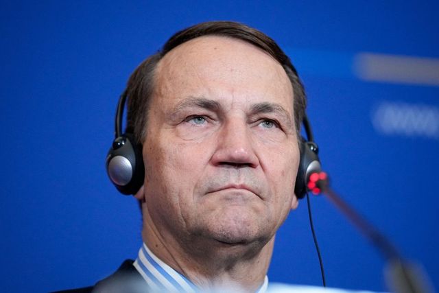 Polonia avertizează Rusia: Nu vă plângeți la ONU dacă avioanele vă sunt doborâte după ce intră în spațiul aerian al NATO