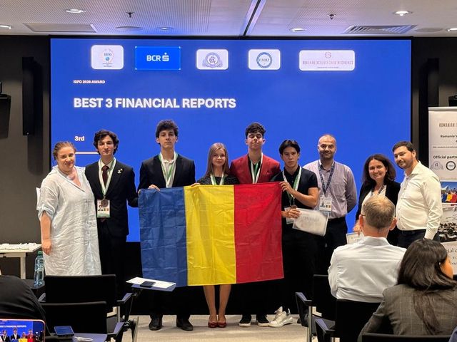Elevii români au câștigat o medalie de aur, una de argint și două de bronz la Olimpiada Internațională de Informatică din Uzbekistan