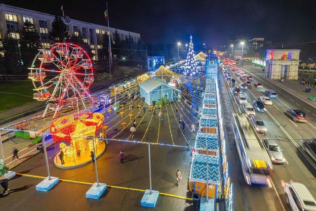 Primăria Chișinău a adus bucurie de sărbători pentru sute de copii din centrele de plasament