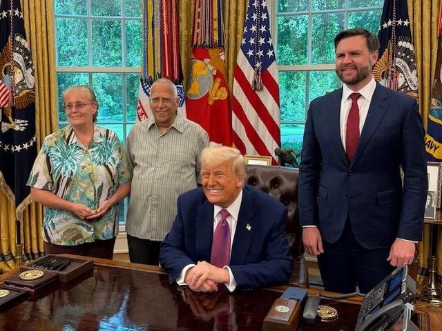 Trump contra Leon XIV: «Me cae mucho mejor su hermano Louis, es un auténtico seguidor de MAGA»