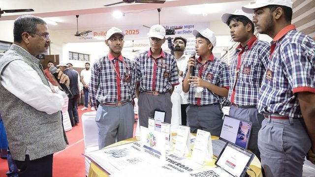 Over 3 lakh schools register for Viksit Bharat Buildathon