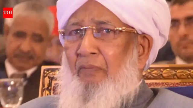 'Women should stay confined to homes': Kerala Islamic scholar Kanthapuram