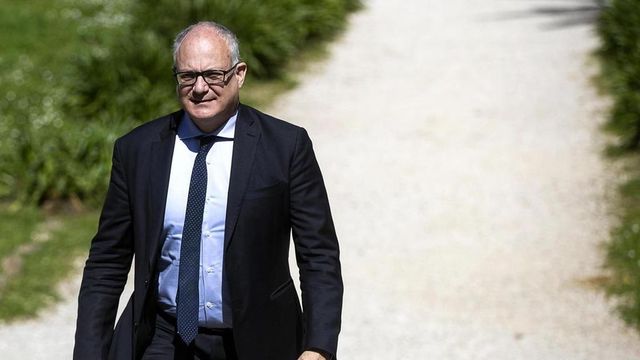 'Metti giubbotto anti proiettile', Gualtieri minacciato