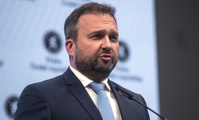 Vláda schválila zvýšení důchodů, starobní se od ledna zvedne v průměru o 668 Kč