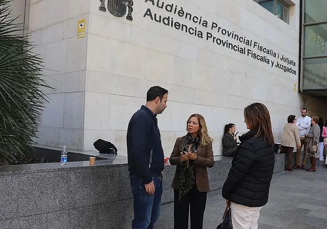 Retiran la patria potestad de sus hijas a la acusada de buscar un sicario para asesinar a su ex