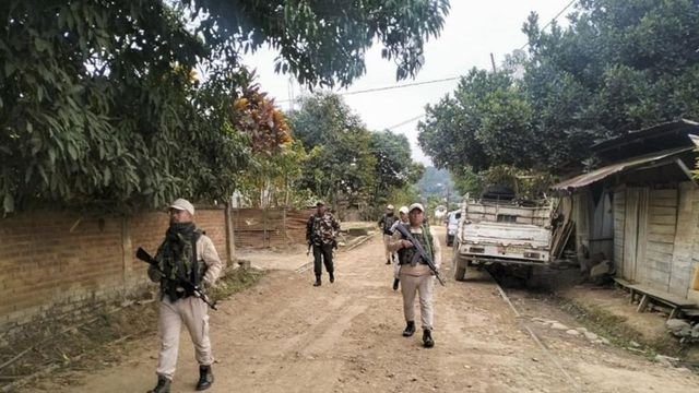 Fresh violence in Manipur as mob attacks SP office in Kangpokpi district