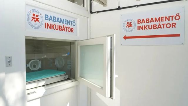Először helyeztek el gyereket a Heim Pál Gyermekkórház babamentő inkubátorba