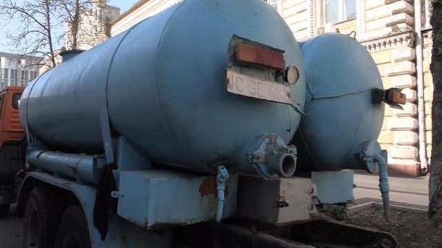 Ajutor de urgență pentru Bălți: Chișinăul a trimis 40 de tone de apă