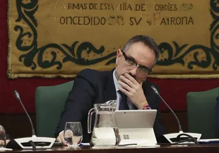 El juez admite a trámite la querella contra el alcalde Móstoles por acoso sexual