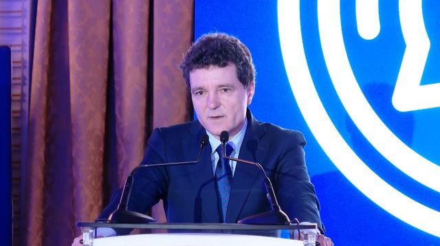 Nicușor Dan cere mediului privat să suplinească statul și să vină cu politici gata scrise