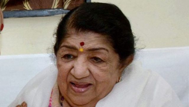 Lata Mangeshkar’s health deteriorates, on ventilator now