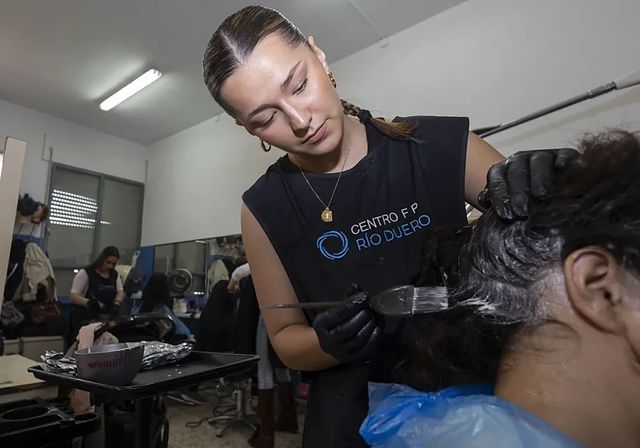 El riesgo de calvicie aumenta en hombres que usan medicamentos como Ozempic