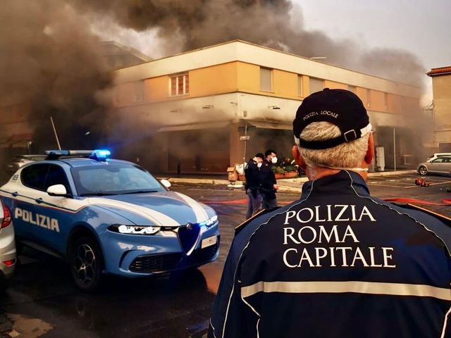 Due incendi a Roma, fiamme a Fontana Candida e Pisana