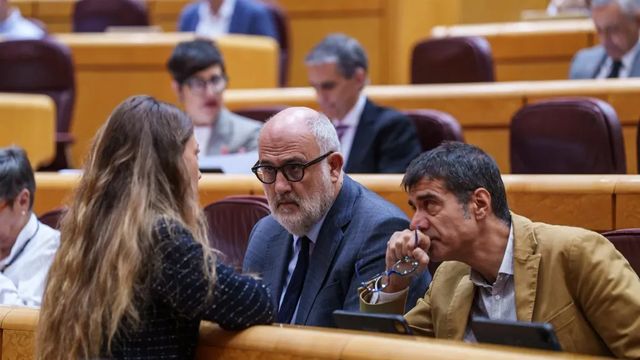 El Senado aprueba una moción del PP para pedir elecciones con la abstención de Junts y PNV