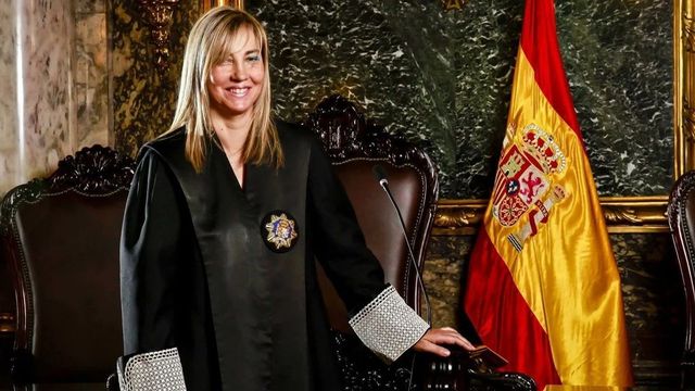 Isabel Perelló, primera mujer presidenta del poder judicial, jura su cargo ante el Rey