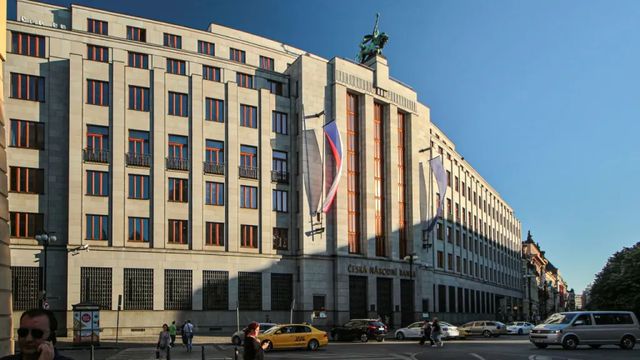 ČNB uložila UniCredit Bank pokutu šest milionů za chybné účtování plateb kartou