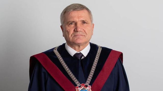 Presedintele Curtii Constitutionale, Nicolae Rosca, si-a dat demisia