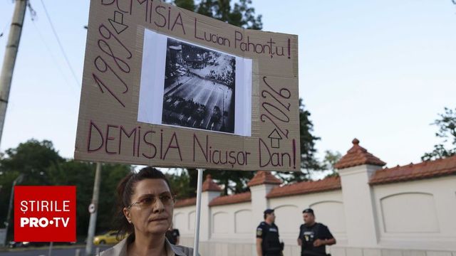 Protest în fața Palatului Cotroceni pentru demiterea șefului SPP, Lucian Pahonțu