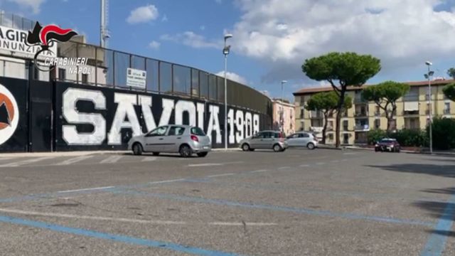 Estorsione al Savoia calcio e usura: 5 arresti a Napoli