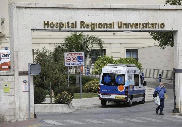 Herido grave un hombre tras hacer frente a unos delincuentes que se colaron en su casa en Marbella