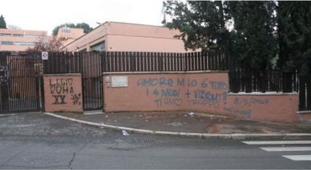 Tre nomi di ragazze su un tablet, spunta una nuova lista stupri in un liceo a Roma