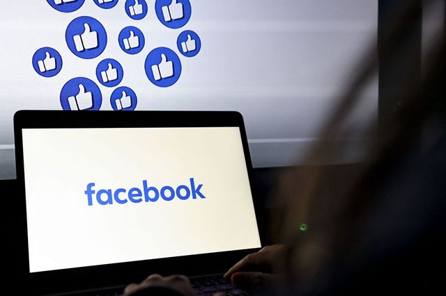 Bărbat din Tunisia, condamnat la moarte pentru postări considerate ofensatoare pe Facebook