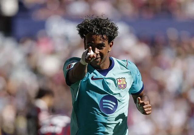 Lamine Yamal también se pide el Balón de Oro
