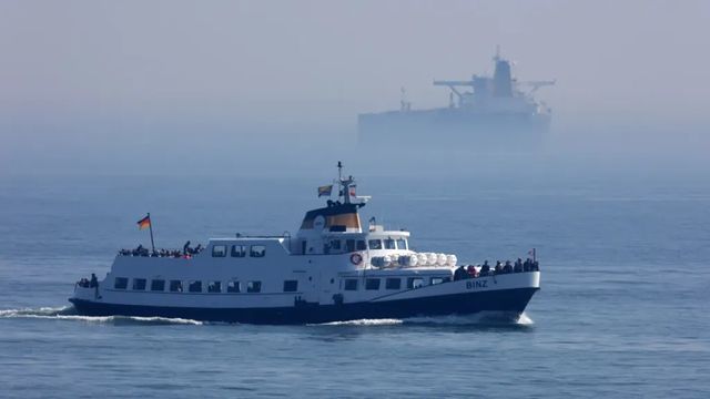 Francouzští vojáci vnikli na ruský tanker podezřelý z vysílání dronů nad Dánsko