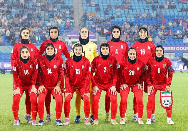 Sin noticias de las futbolistas iraníes que no cantaron el himno: «Es preocupante»