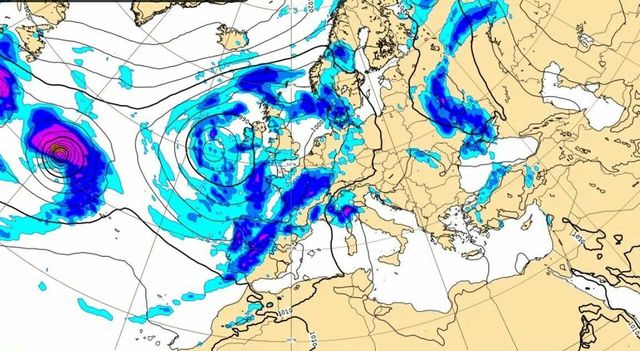 Maltempo, allerta meteo rossa e arancione per temporali domani 8 ottobre: le regioni a rischio