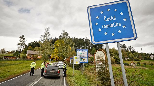 Česko podle Evropské komise zažívá významnou migrační situaci, může požádat o vyjmutí ze solidárního mechanismu