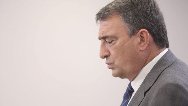 El PNV ganaría las elecciones con 29 escaños, dos más que Bildu, según el CIS vasco