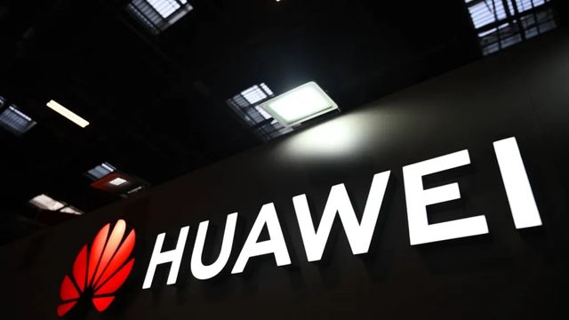 Huawei lansează un nou smartphone pliabil, pe fondul intensificării concurenței cu Apple și Xiaomi