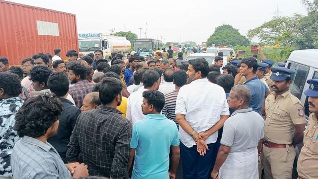 Woman, sons killed in road accident near Kancheepuram