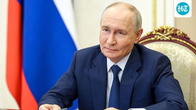 Putin maintains grip on Russia as party leads wartime parliamentary elections