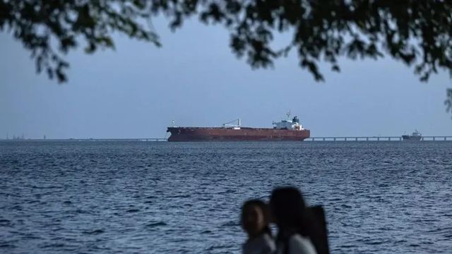 EE UU quiere el control del petróleo venezolano frente a China y Rusia