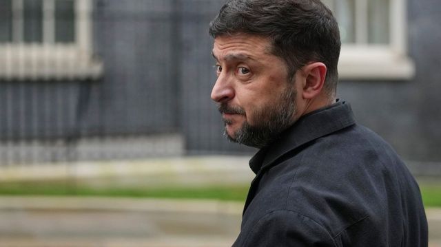 Visszavonulót fújt az ukrán hadsereg, Zelenszkij kész teljesíteni Trump követelését - Szerdai híreink az ukrán frontról percről percre