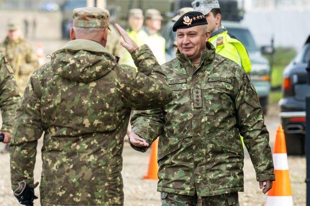 Șeful Armatei: România trebuie să-și pregătească populația pentru susținerea unui efort de război