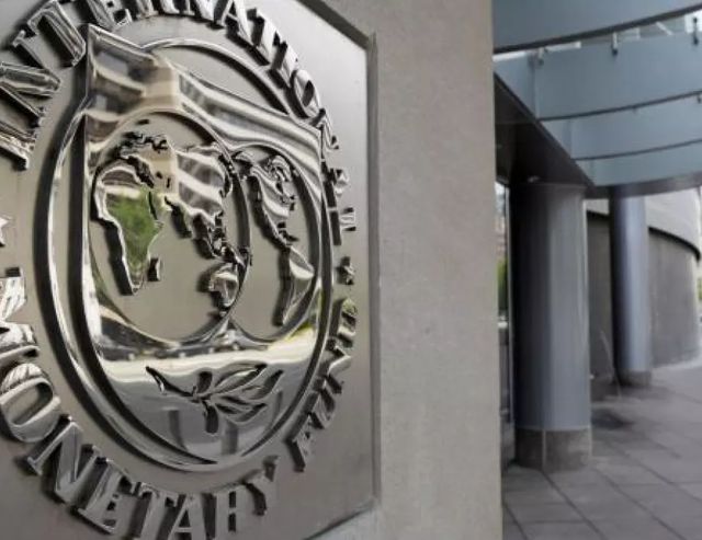 МВФ одобри пакет заеми за Украйна в размер на 15,6 милиарда долара