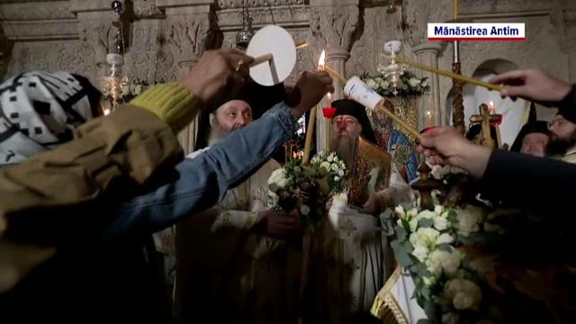 Creștinii ortodocși și greco-catolici și neo-protestanți sunt în prima zi de Paști