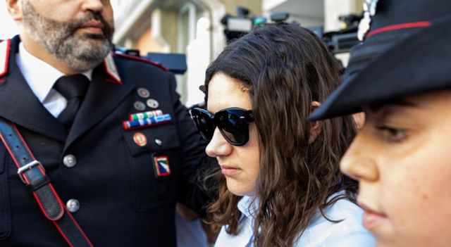 Neonati uccisi e sepolti in giardino . La madre accusata: farò la maestra