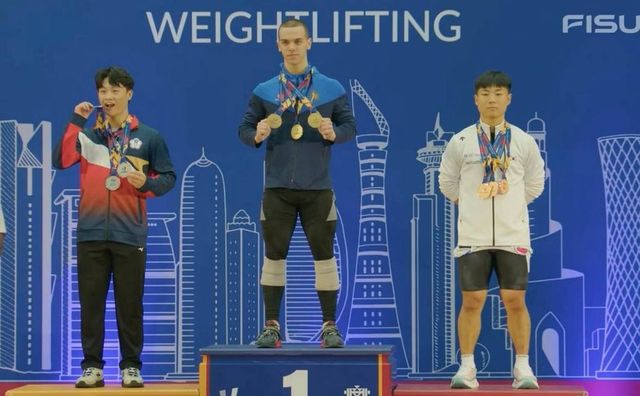 Dan-Dorin Betca este noul campion mondial universitar la haltere, la categoria până la 70 de kilograme