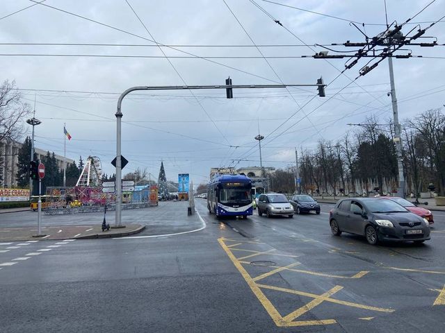 Astăzi în Chișinău va fi inaugurat Pomul de Crăciun și se vor deschide oficial Târgurile de iarnă