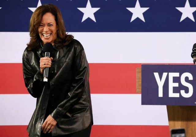 Kamala Harris no se rinde y sopesa volver a presentarse a la presidencia de EE UU