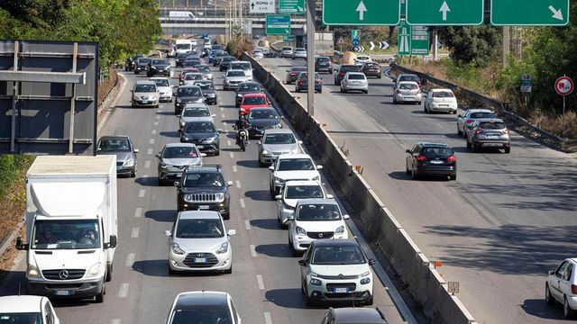 Autostrade, 28 milioni in viaggio nei primi 2 weekend di agosto