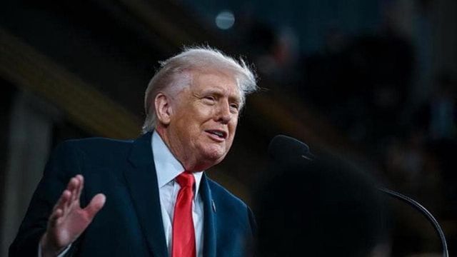 Trump all'Ue, fino al 4 luglio per rispettare intesa commerciale o i dazi salgono