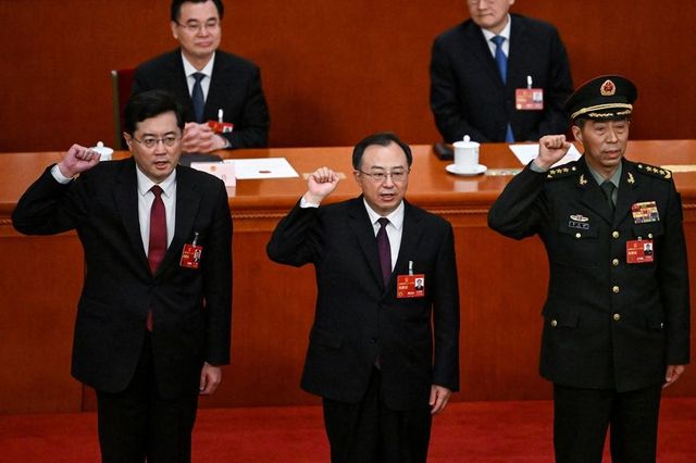 Un general chinez interzis în Statele Unite și sancționat de americani a fost numit noul ministru al apărării de la Beijing