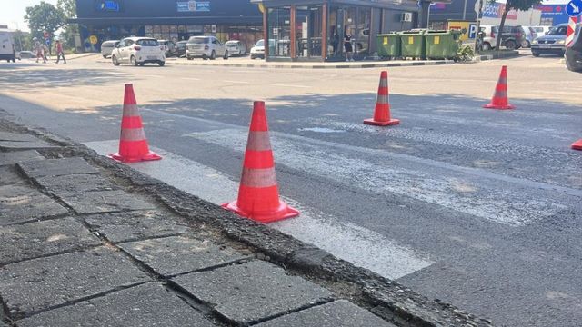 Джип блъсна ученици на пешеходна пътека в Пазарджик